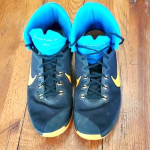 Nike men's athletic shoes